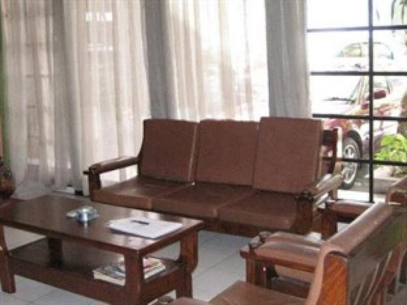 Sekar Sari Inn Кута Экстерьер фото